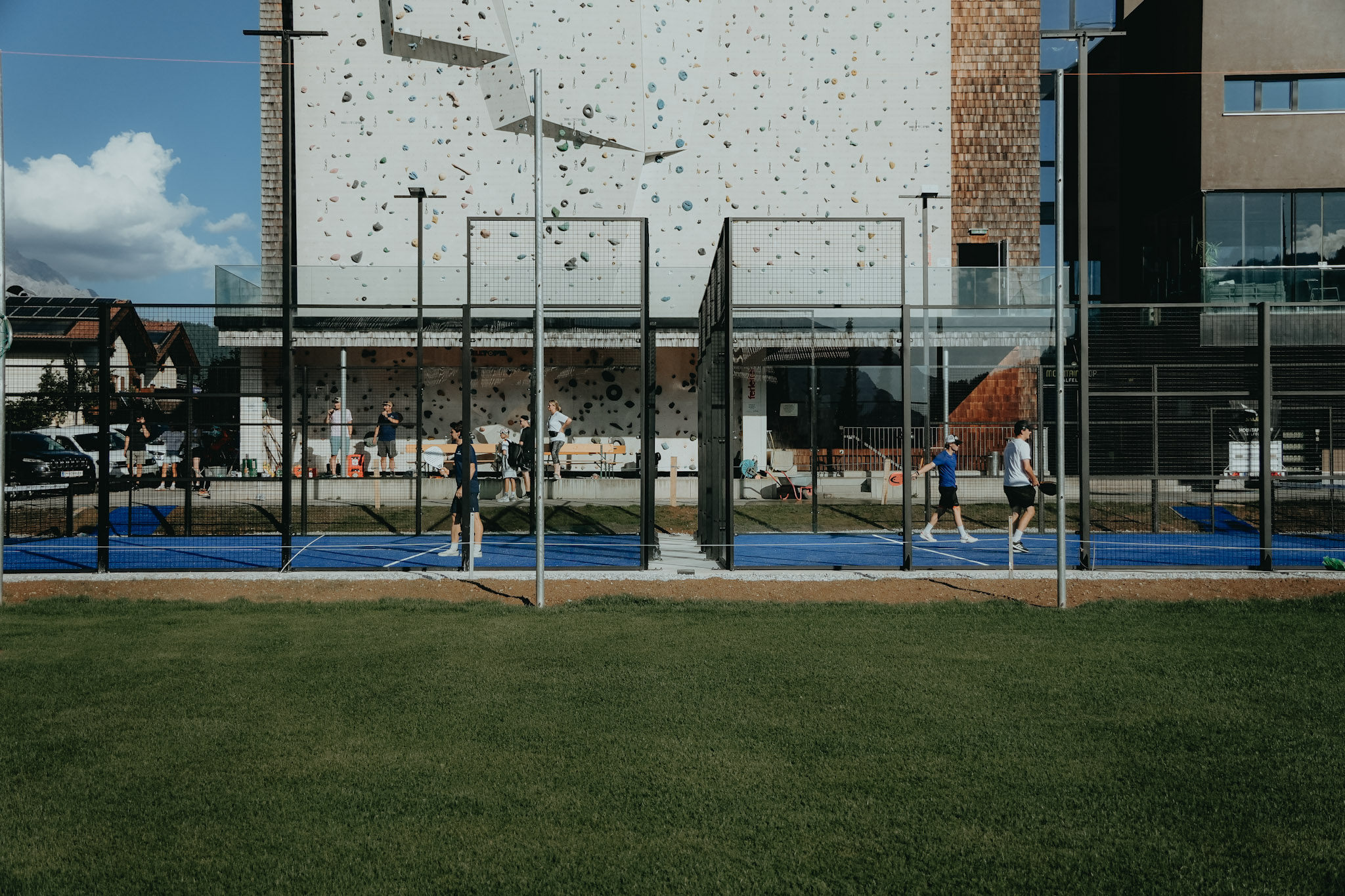 Spielbetrieb bei Alpine Padel Saalfelden